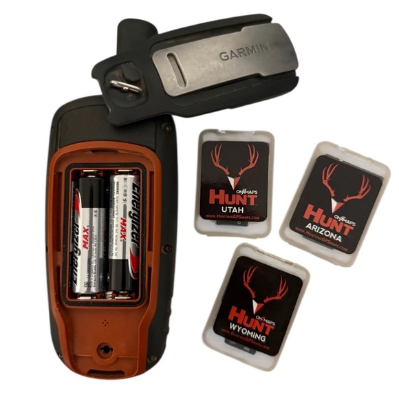 Garmin GPSmap 62s WITH 3 Maps - Picture 2 of 5